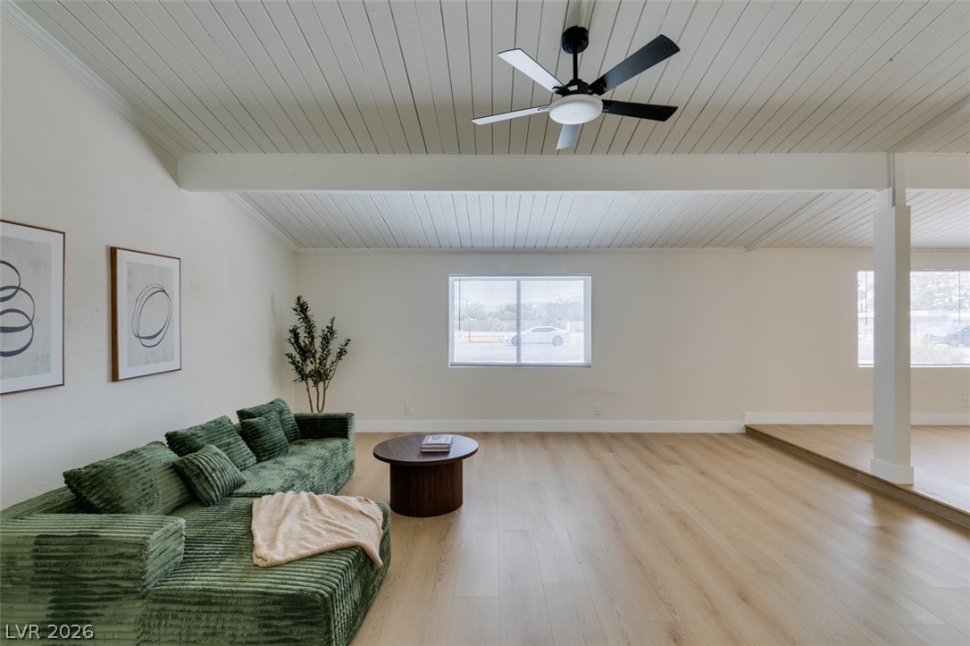1111 Strong Drive Property Photo 11