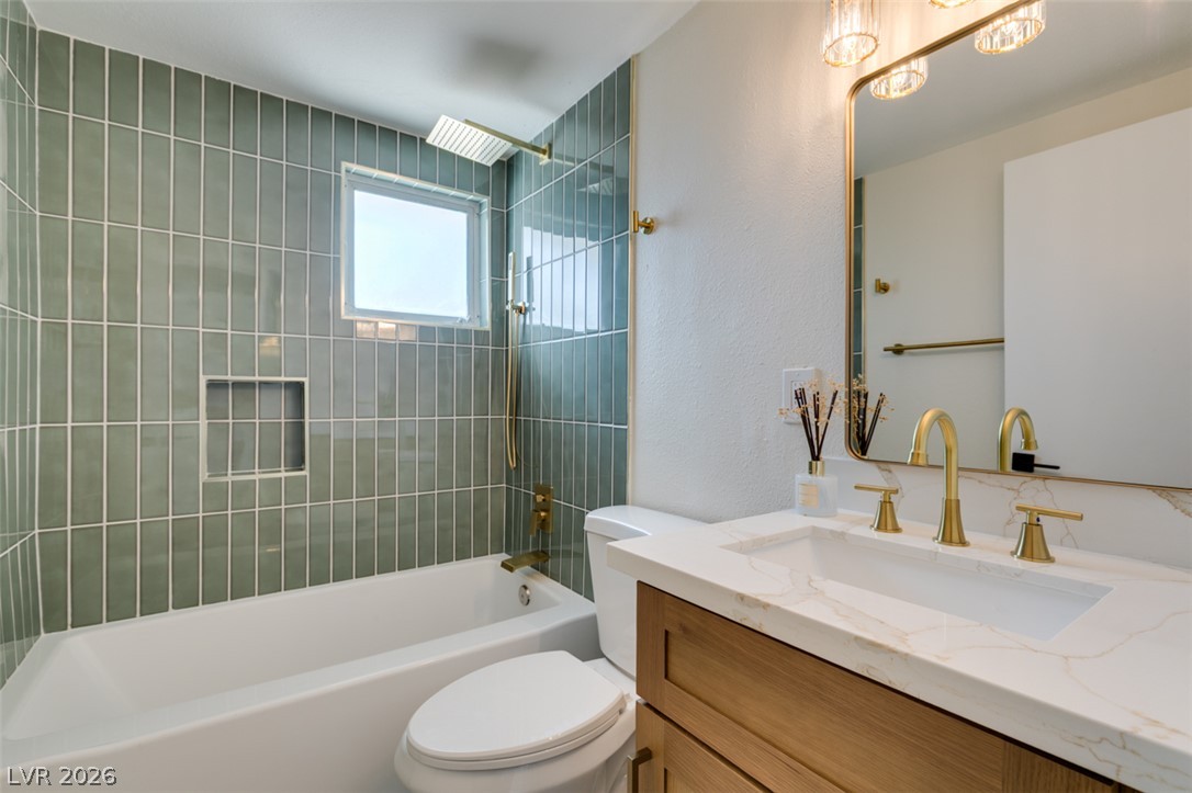 1111 Strong Drive Property Photo 14