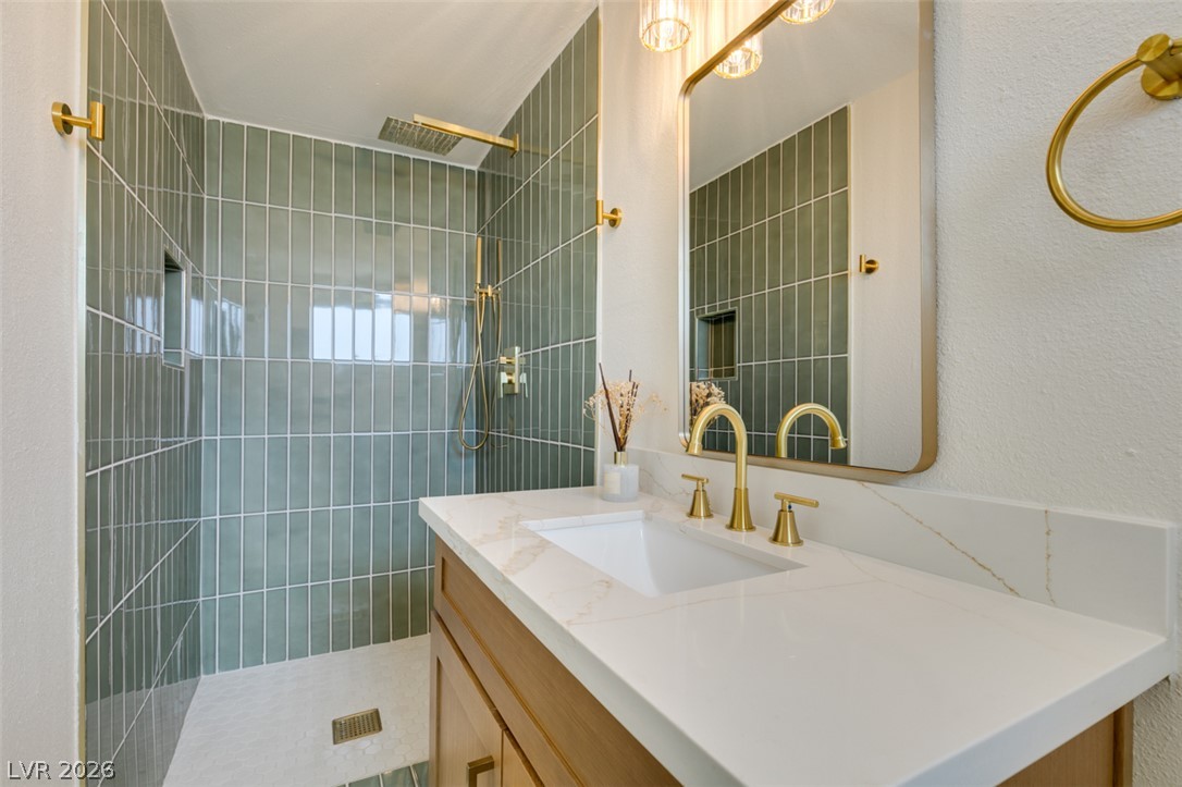 1111 Strong Drive Property Photo 20