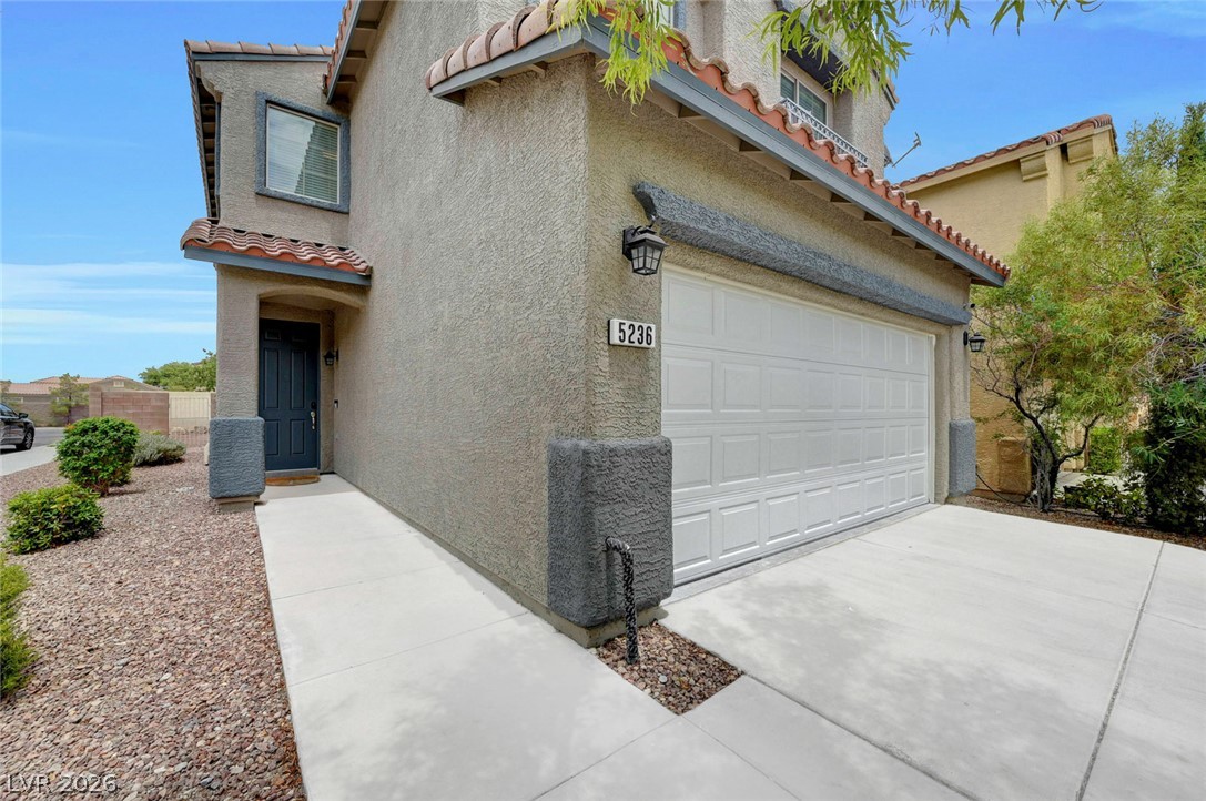 5236 Glenmorgan Court Property Photo 3
