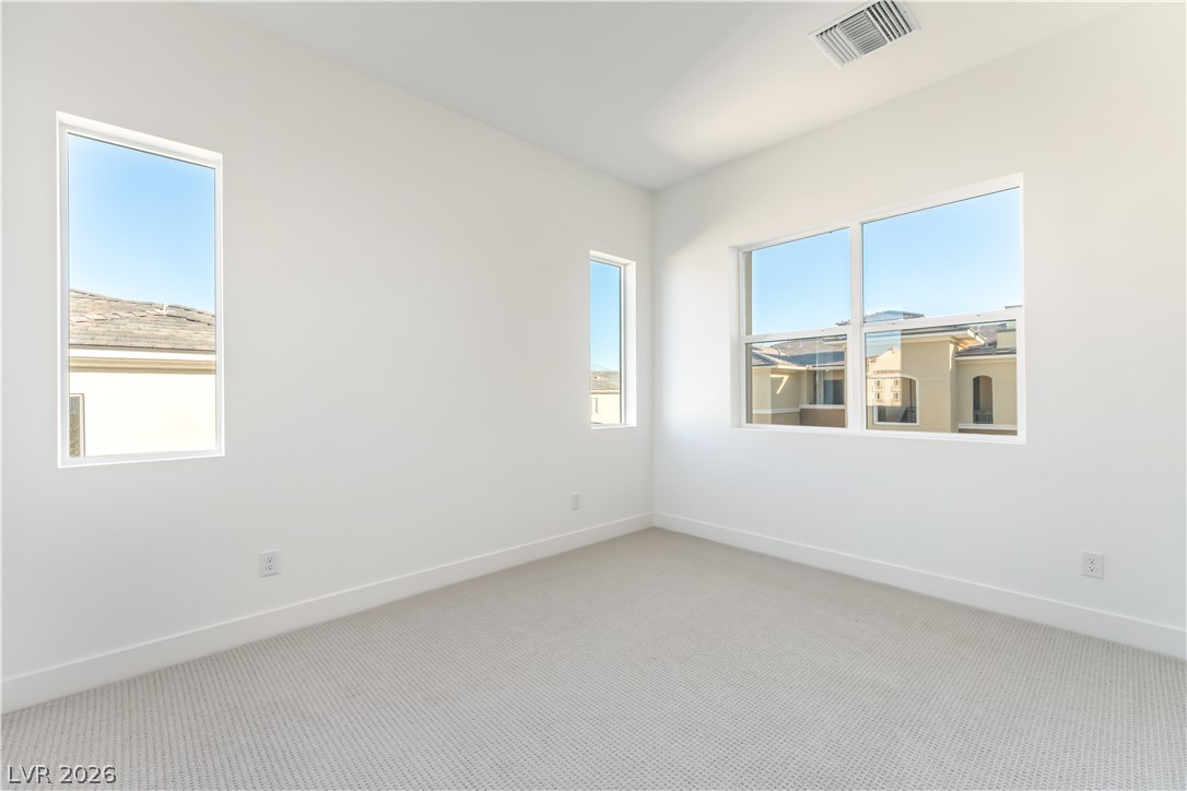 9132 Las Manaitas Avenue 401 Property Photo 16
