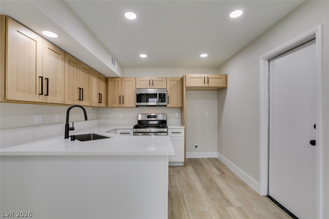 59 Sirnoble Street Property Photo 2