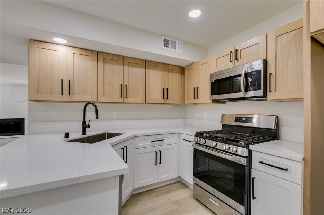 59 Sirnoble Street Property Photo 4