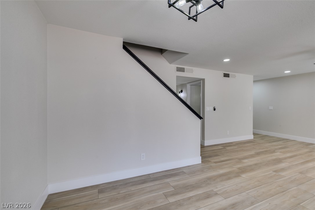 59 Sirnoble Street Property Photo 23