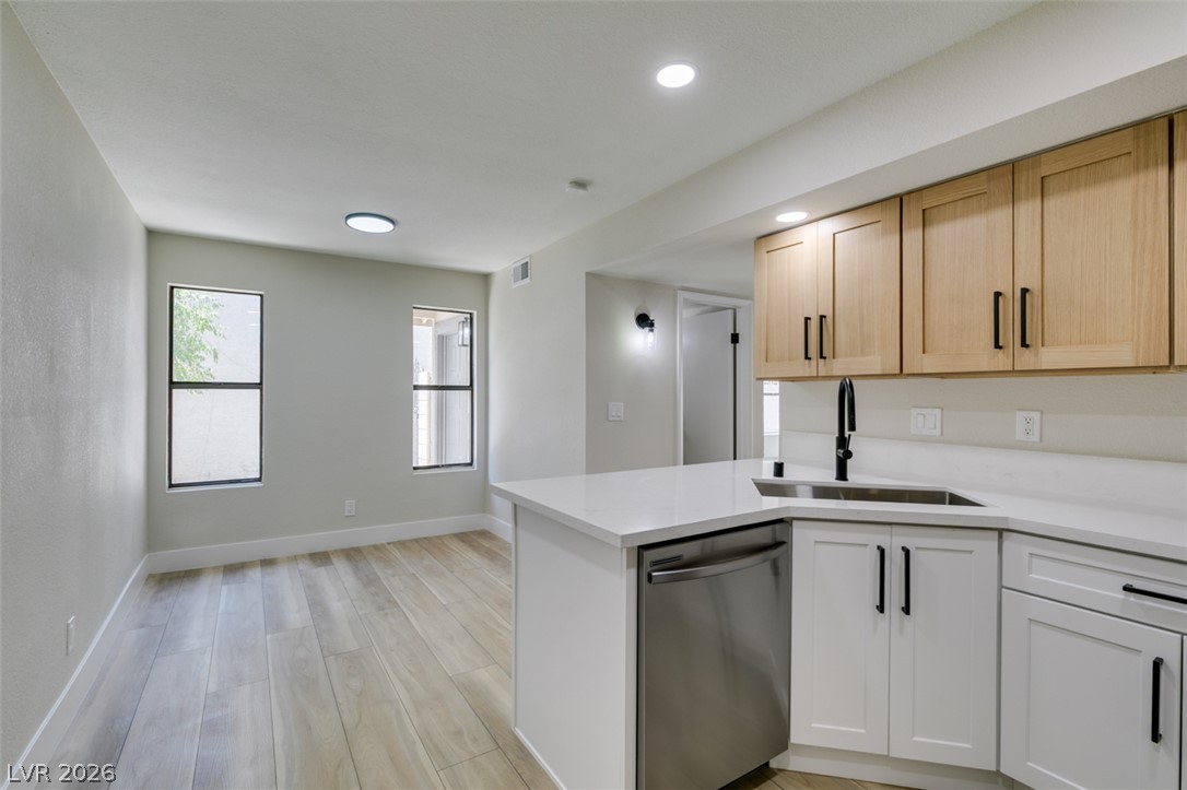 59 Sirnoble Street Property Photo 32