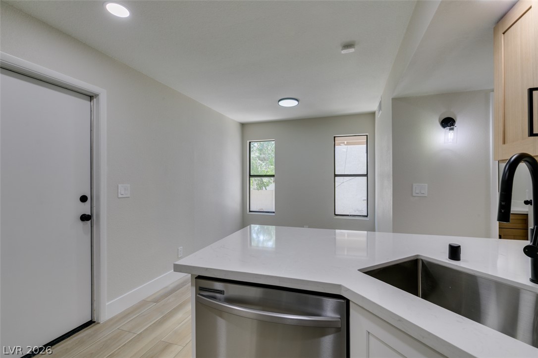 59 Sirnoble Street Property Photo 33