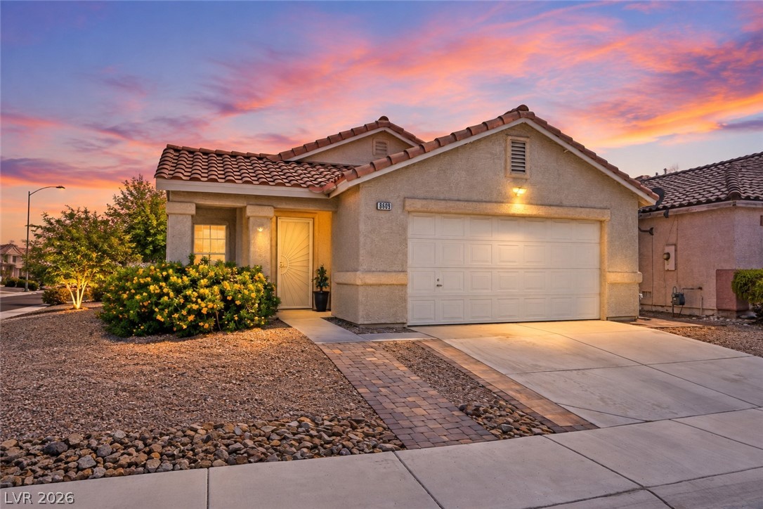 8609 Majestic Pine Avenue Property Photo 1