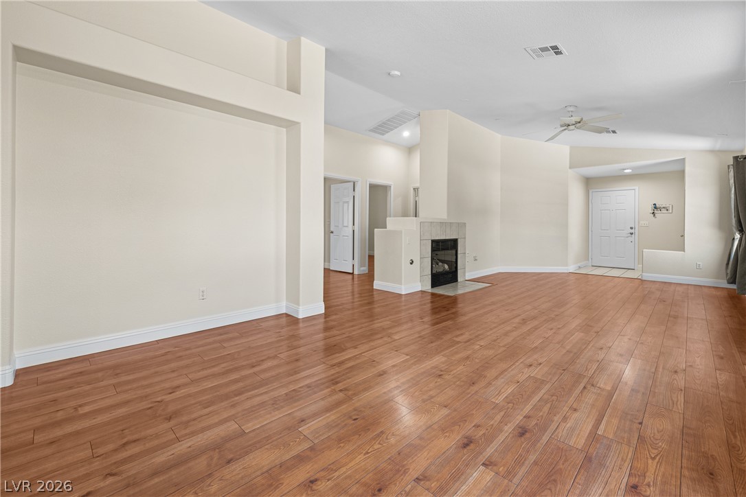 8609 Majestic Pine Avenue Property Photo 4