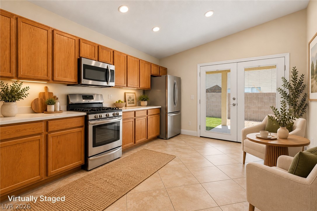 8609 Majestic Pine Avenue Property Photo 10
