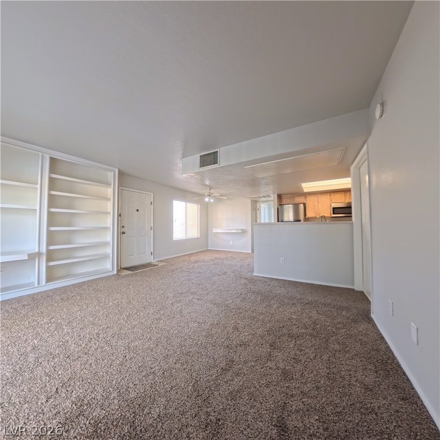 8070 West Russell Road 2091 Property Photo 1