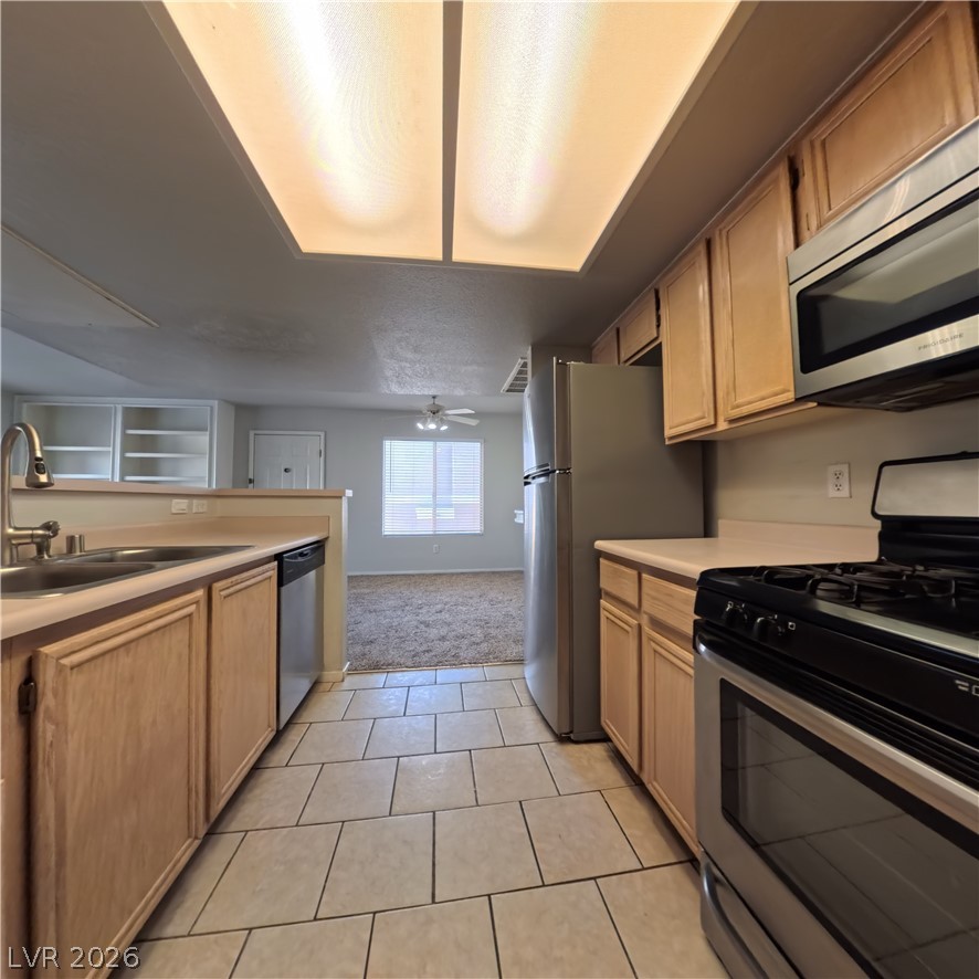 8070 West Russell Road 2091 Property Photo 8