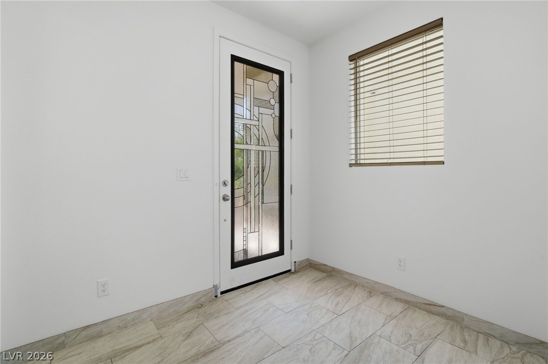 8025 Texas Hills Street Property Photo 7