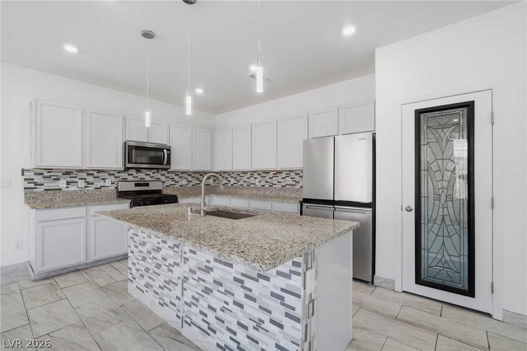 8025 Texas Hills Street Property Photo 17