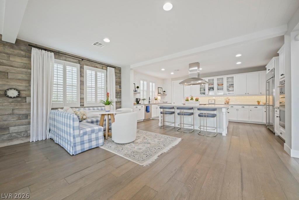 8450 Great Outdoors Street Property Photo 8