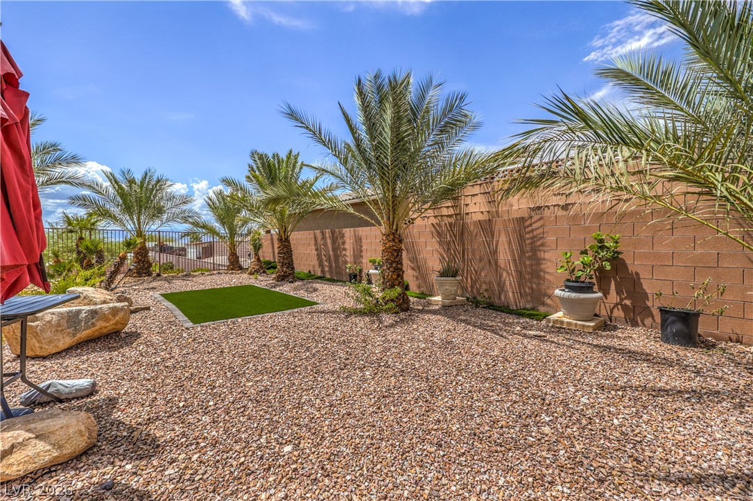 1691 Morning Quiet Street Property Photo 17