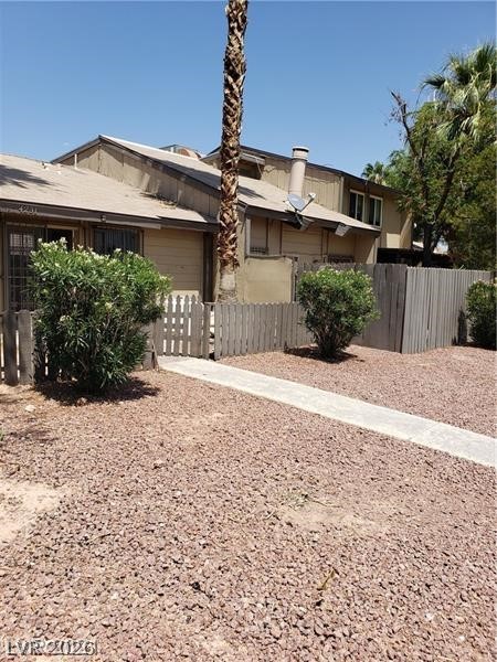 4231 White Sands Avenue Property Photo 1