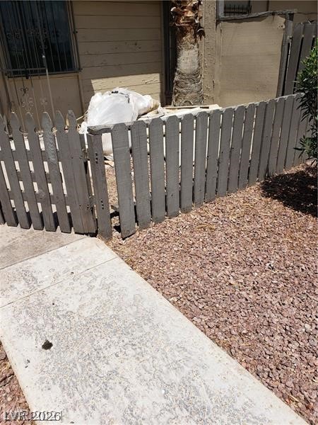 4231 White Sands Avenue Property Photo 5