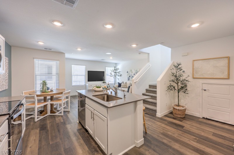 962 Desert Spruce Street Property Photo 13