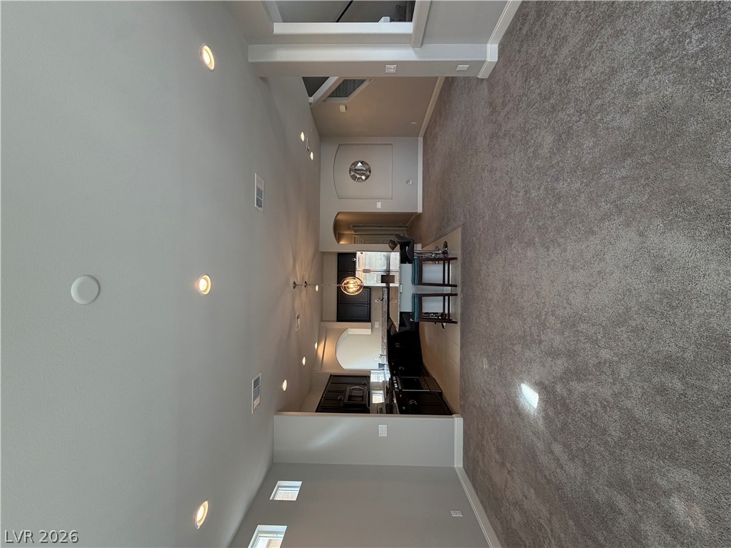 6385 Jackson Spring Road Property Photo 4
