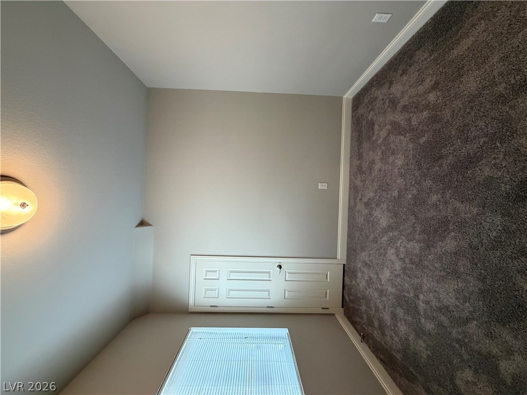 6385 Jackson Spring Road Property Photo 10