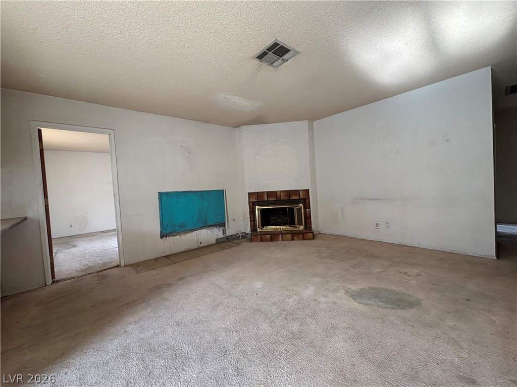 528 Close Avenue Property Photo 6