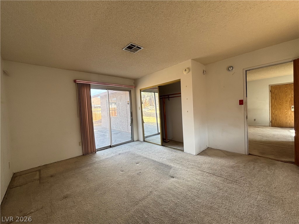 528 Close Avenue Property Photo 8