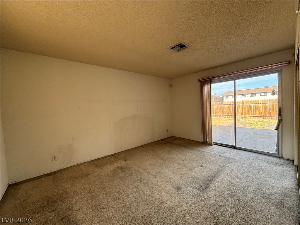 528 Close Avenue Property Photo 9