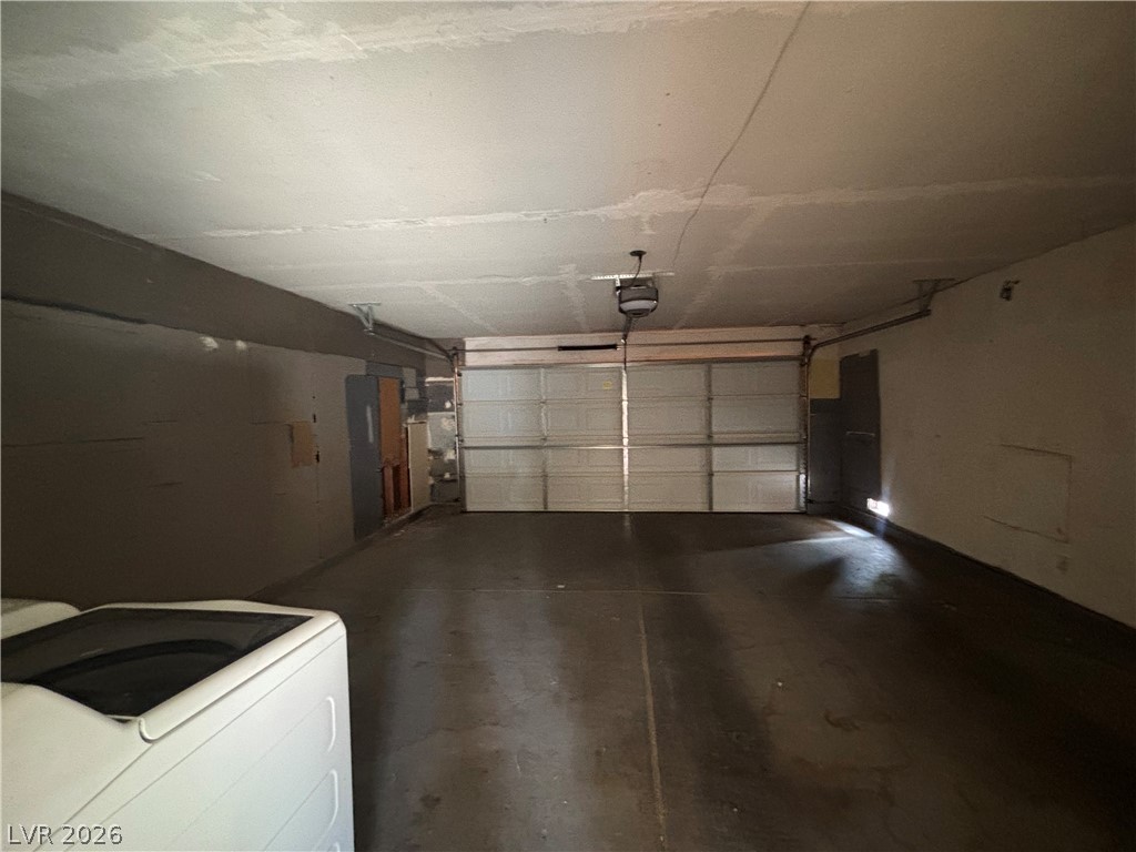 528 Close Avenue Property Photo 12