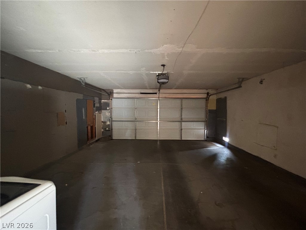 528 Close Avenue Property Photo 13