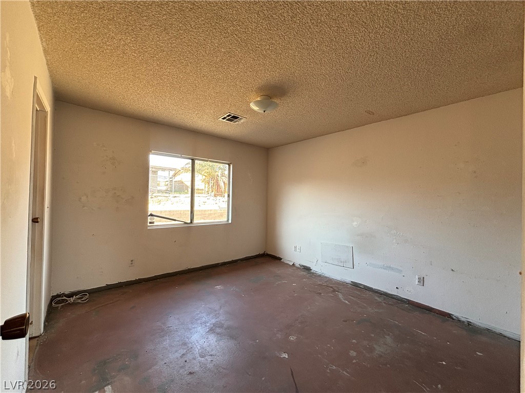 528 Close Avenue Property Photo 16