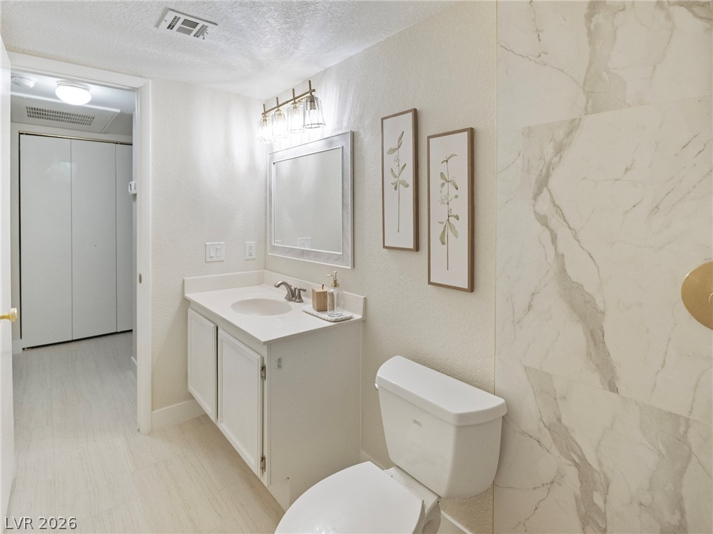 1325 Pinto Rock Lane 102 Property Photo 13