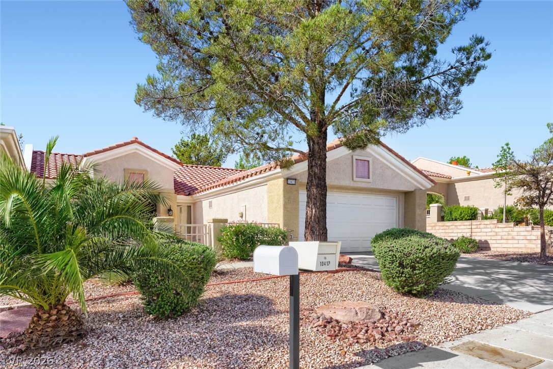 10413 Junction Hill Drive Property Photo 3