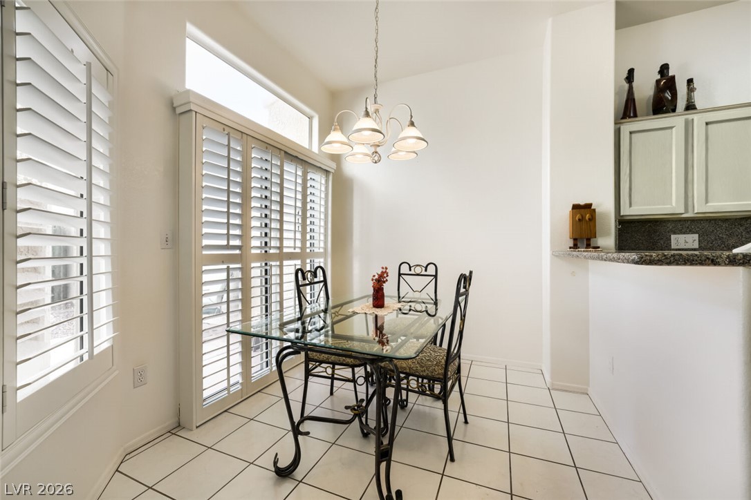 10413 Junction Hill Drive Property Photo 17