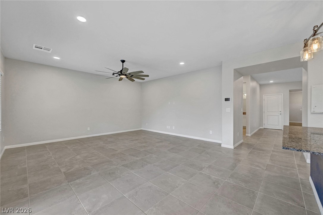 7845 Stone Forest Street Property Photo 10