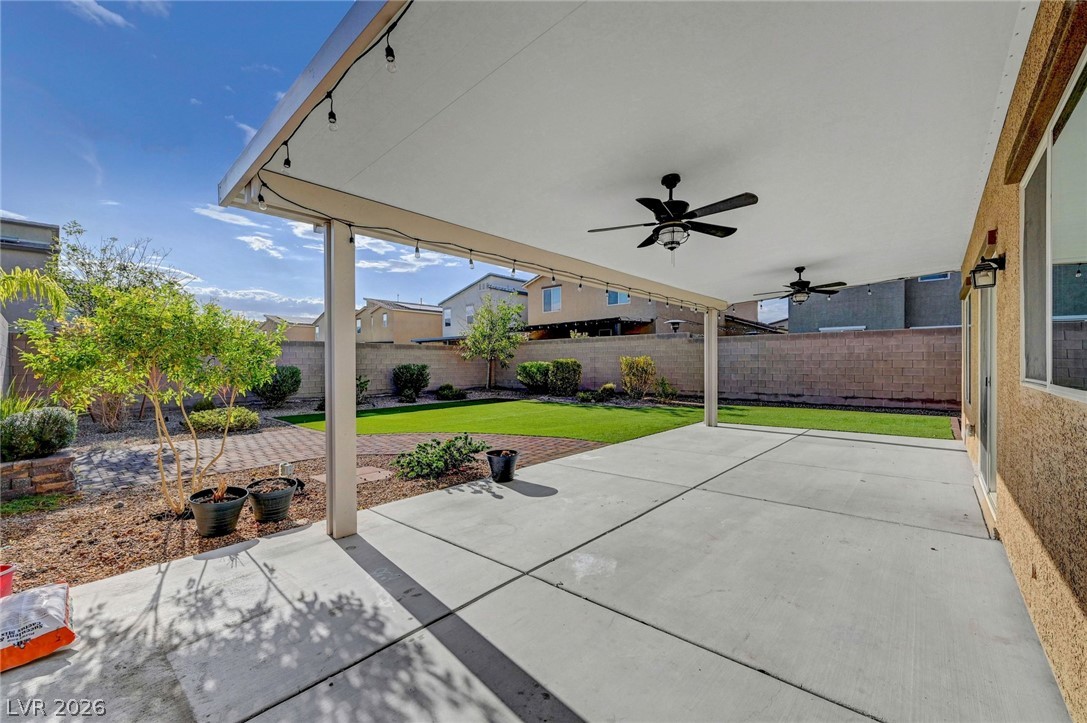 7845 Stone Forest Street Property Photo 51