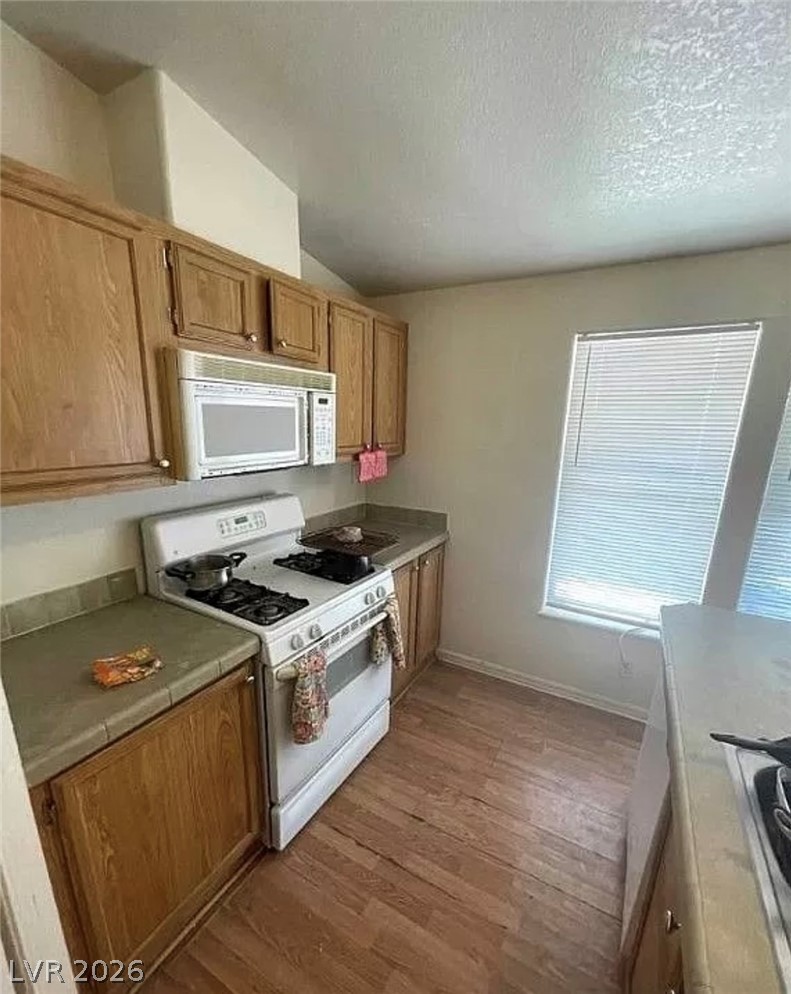 3560 Estes Park Drive Property Photo 7
