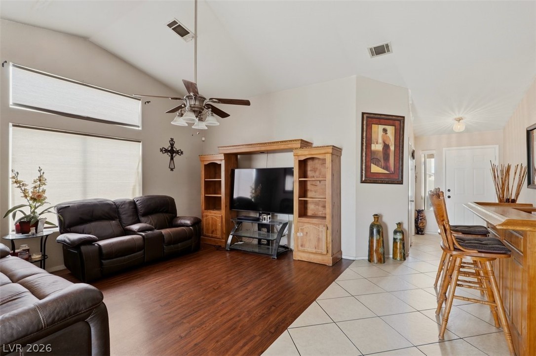 1323 Rev Wilson Avenue Property Photo 4