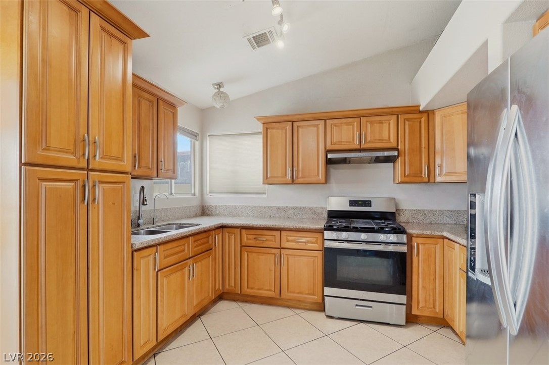1323 Rev Wilson Avenue Property Photo 5
