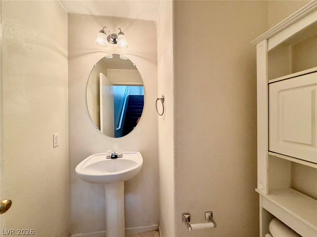 7983 Dutch Villas Property Photo 7