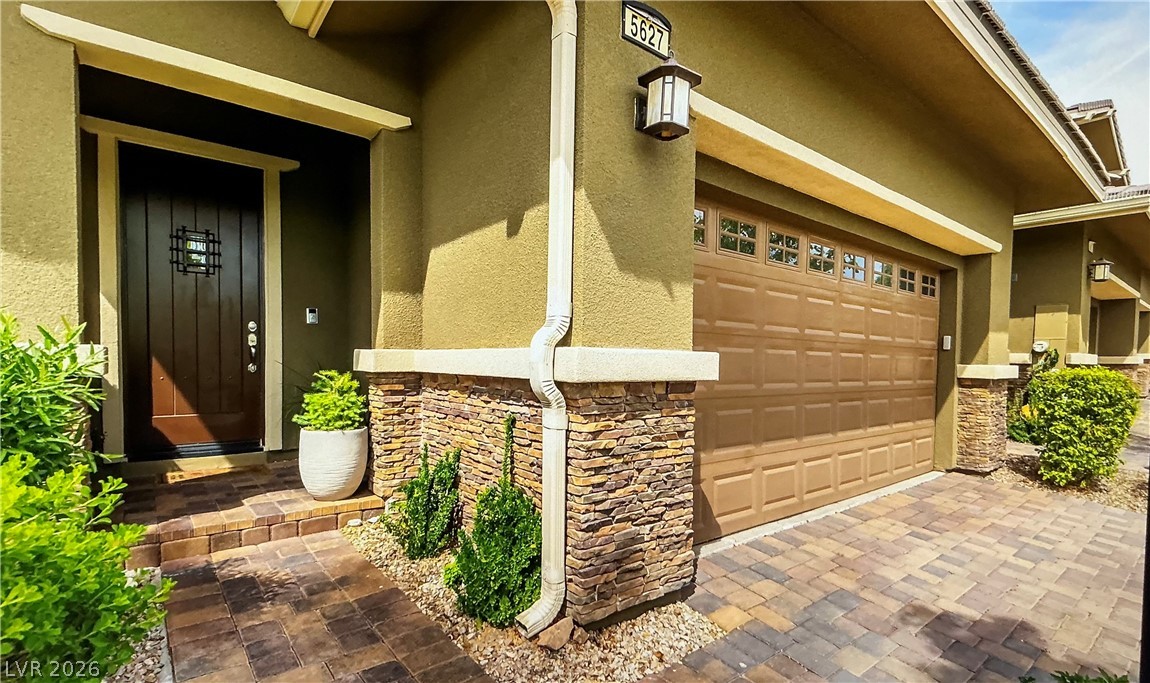 5627 Granollers Drive Property Photo 25