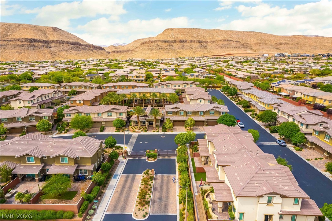 5627 Granollers Drive Property Photo 32