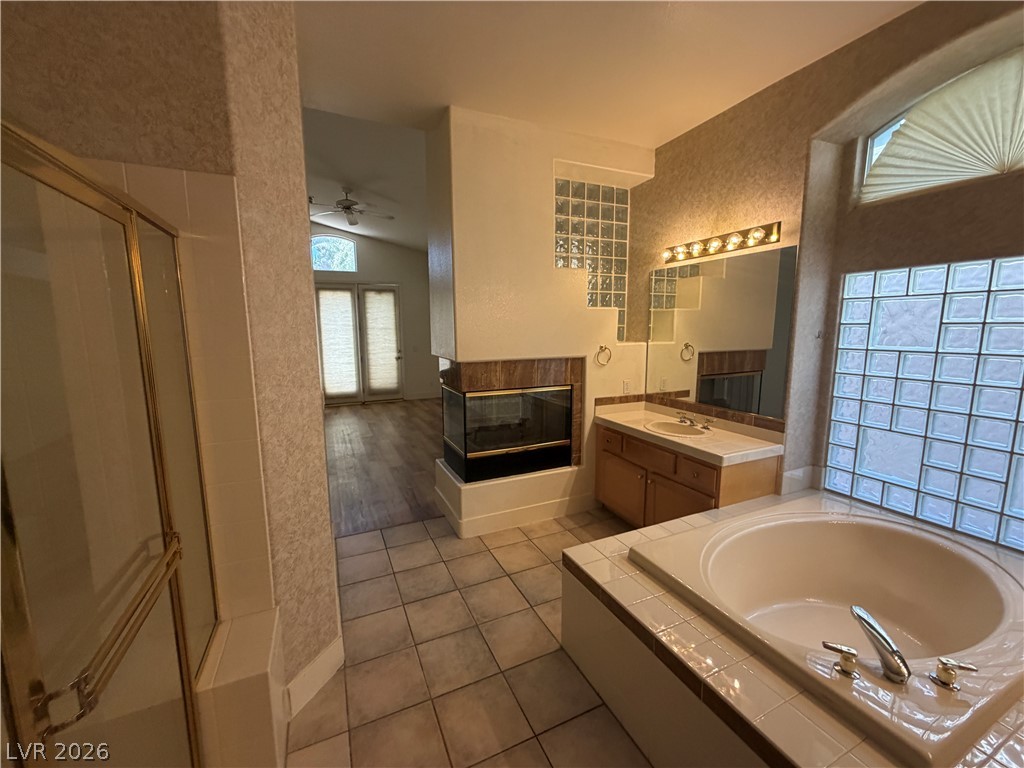 10225 Red Bridge Avenue Property Photo 12