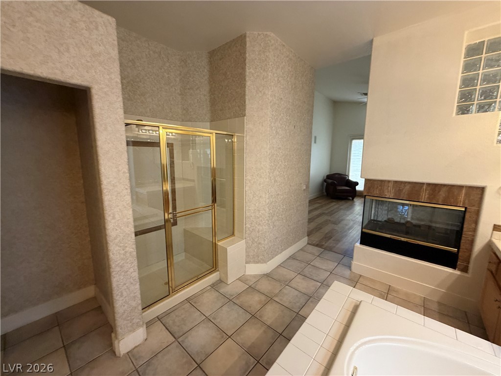 10225 Red Bridge Avenue Property Photo 13