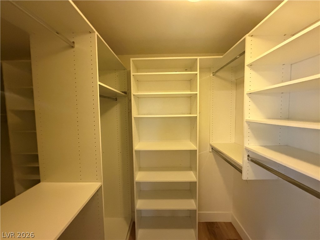 10225 Red Bridge Avenue Property Photo 14