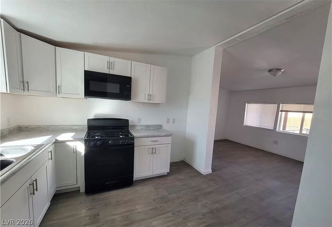 6061 Judson Avenue Property Photo 10