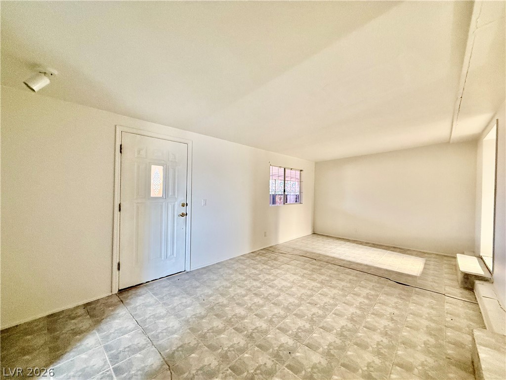 6821 Surrey Lane Property Photo 18