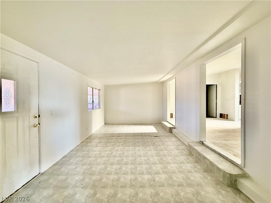 6821 Surrey Lane Property Photo 19