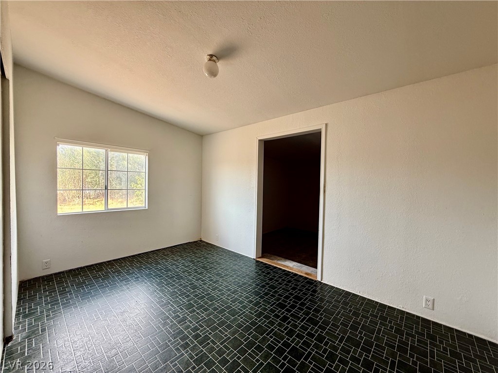 6821 Surrey Lane Property Photo 21