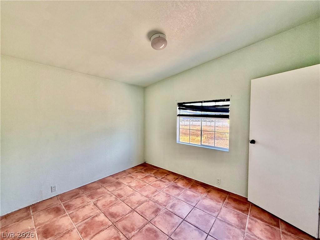 6821 Surrey Lane Property Photo 23