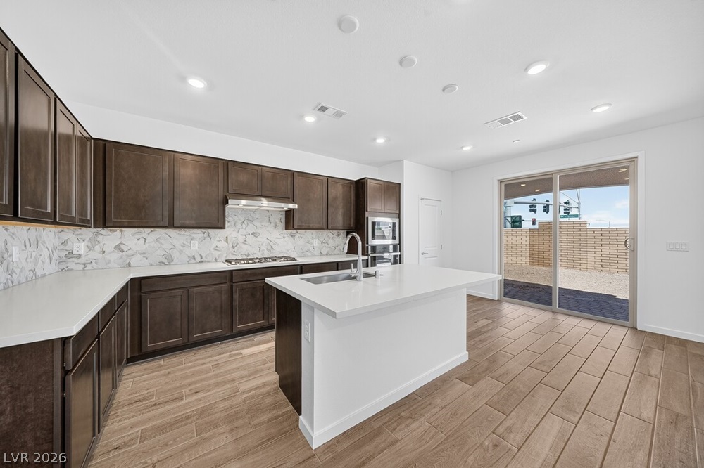 123 Tardando Avenue Property Photo 2